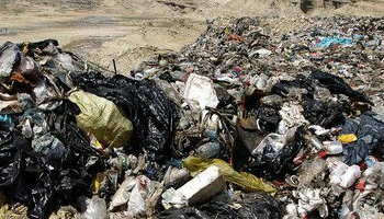 حجم زباله‌های شهر قشم ۲.۵ برابر شد