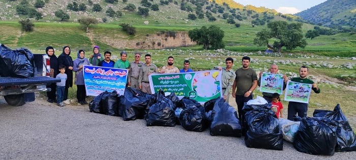 پنج تن زباله در منطقه گردشگری 'کلگه امیرشیخی باشت' جمع آوری شد