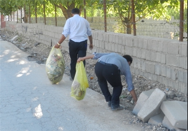 پاکسازی شهر مهران از زباله توسط محیط زیست ایلام