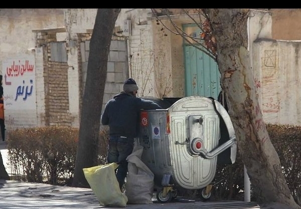  جمع‌آوری زباله گردهای دوره‌گرد در قزوین