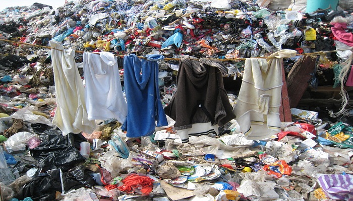 برنامه اتحادیه اروپا برای مبارزه با انبوه زباله‌های نساجی
