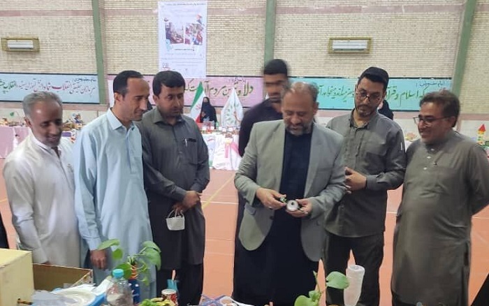 نمایشگاه صنایع دستی از مواد بازیافتی در شهر چابهار راه‌اندازی شد