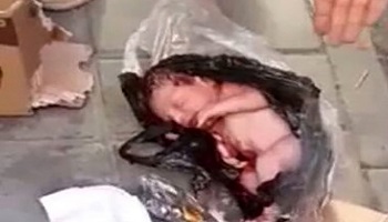  زباله گردی در تهران نوزادی را در سطل زباله پیدا کرد و مانع مرگش شد.